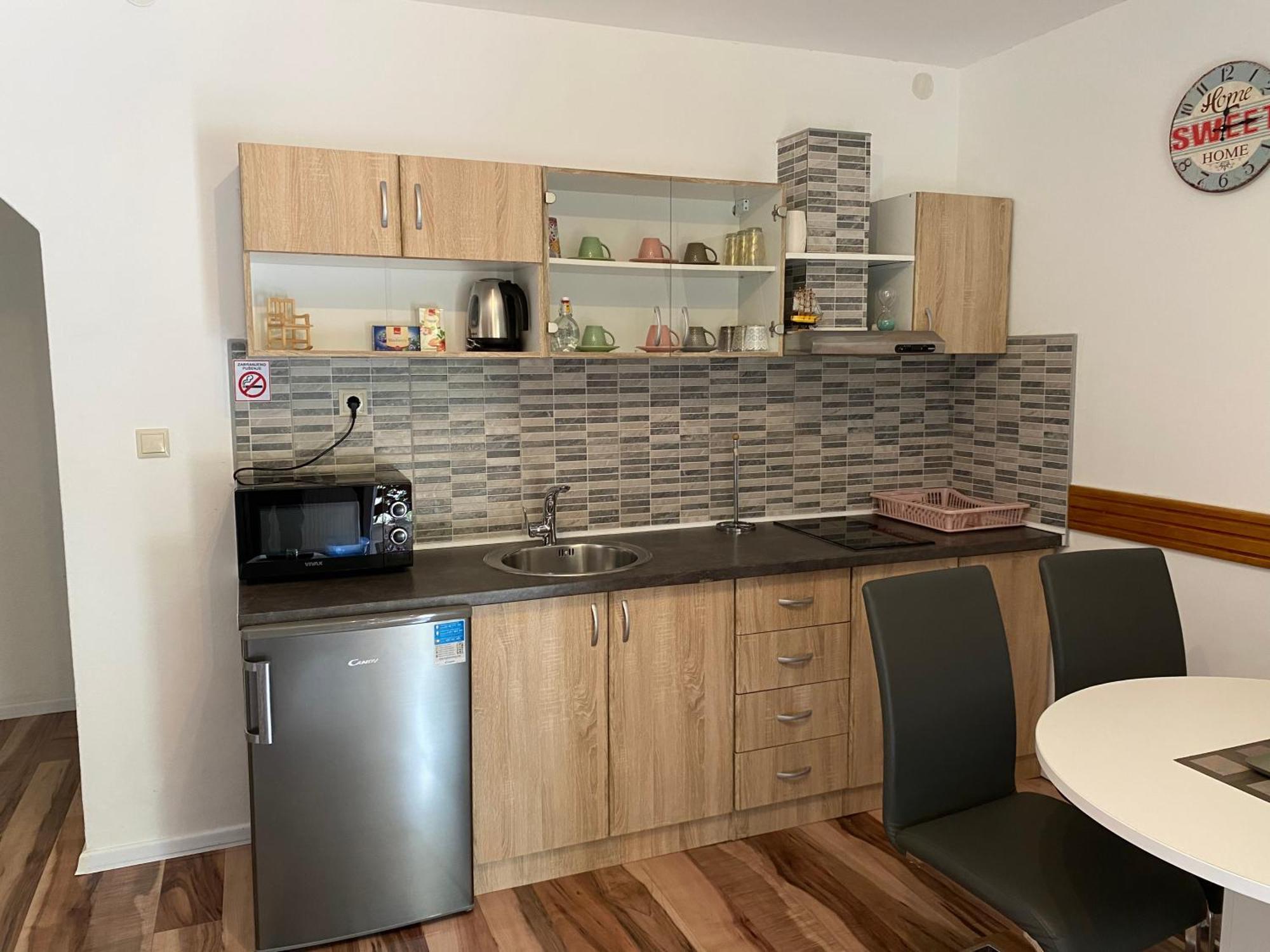 Apartment Liso Селище Дрезницко Екстериор снимка